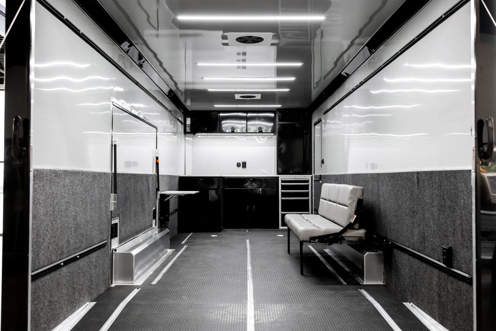 Rōm 500/550 Heavy-Duty Car Hauler — view 5